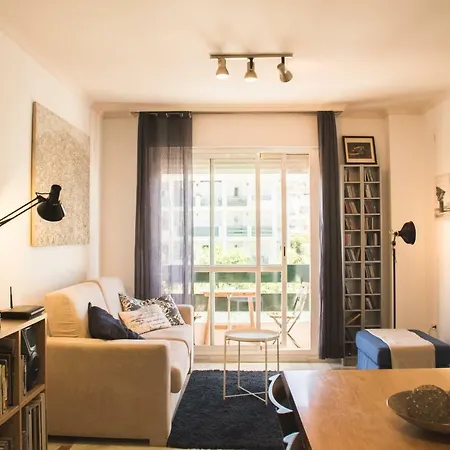 Cozy Banus *